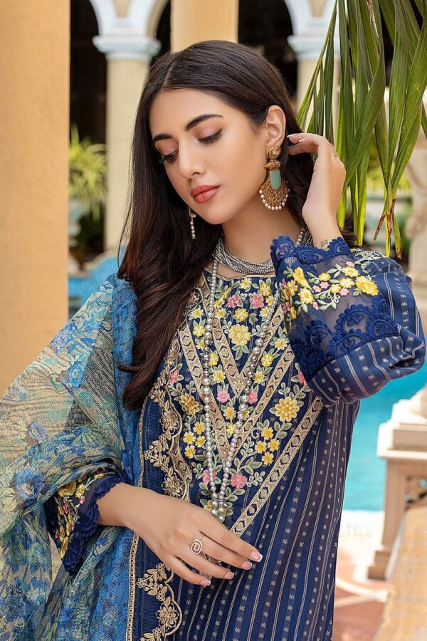 Azure Luxury Lawn Jacquard 3Pcs - Image 5